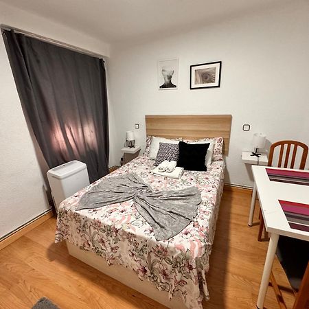 Habitacion Interior En 马德里 外观 照片